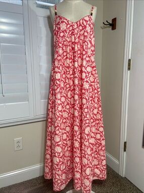 Old Navy Sleeveless Boho Maxi Dress Size M Pink Floral Bead Accents Beach Resort